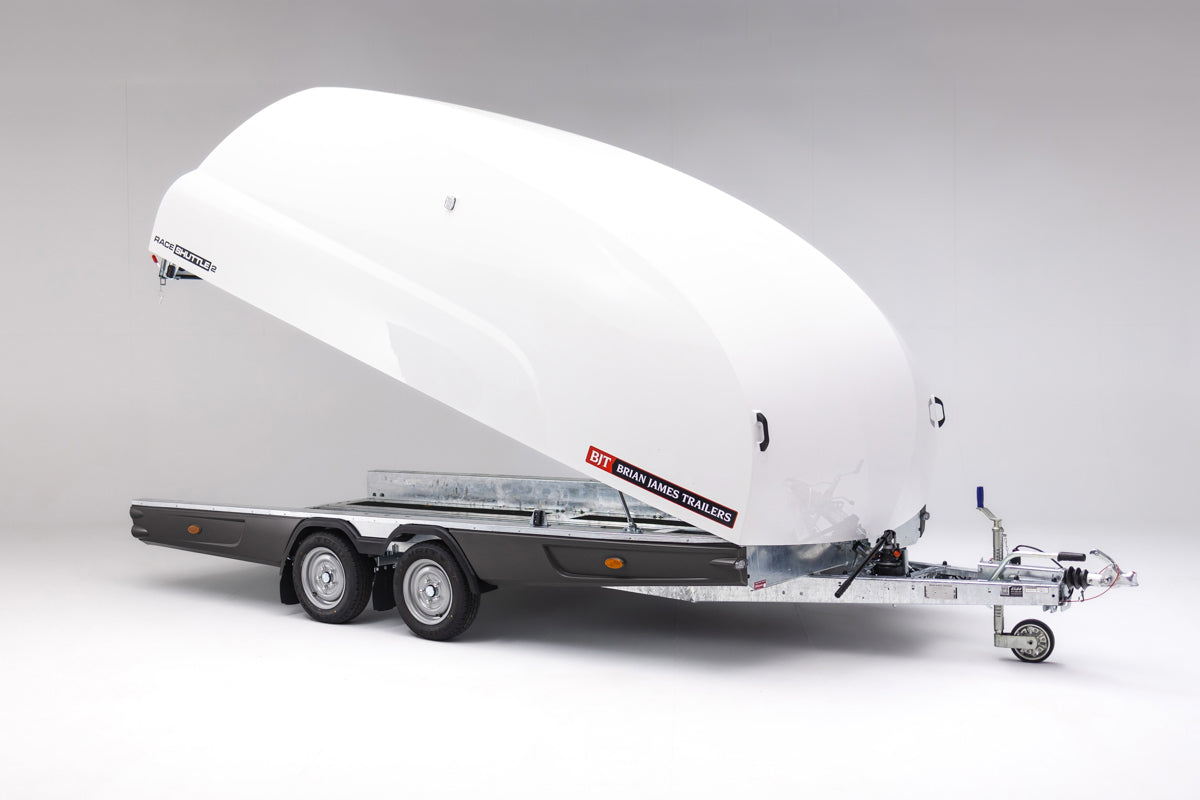 Remolque portacoches cerrado Brian James Race Shuttle 2